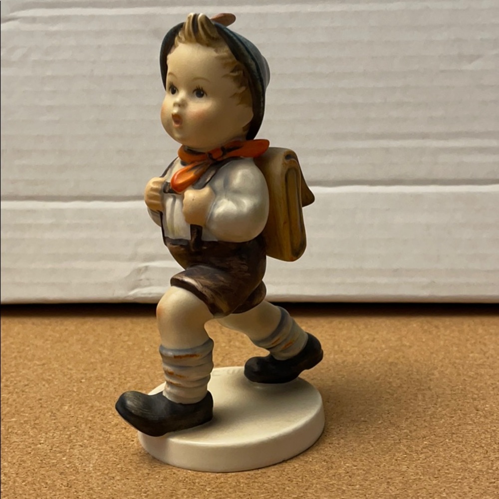School boy Hummel